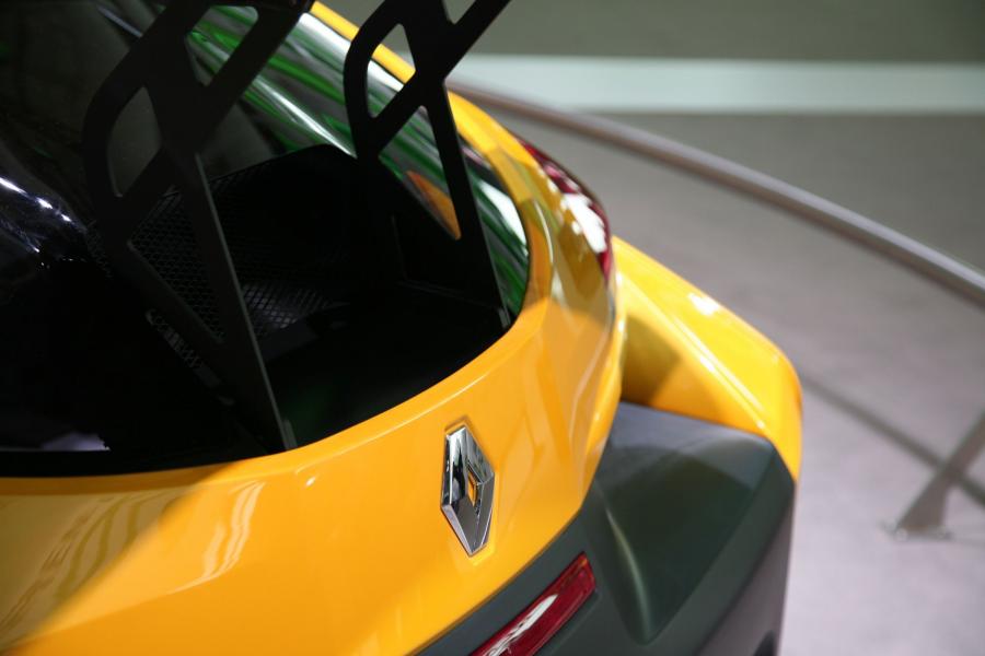  Renault Megane Trophy 2009 года  (фото 40 из 56)